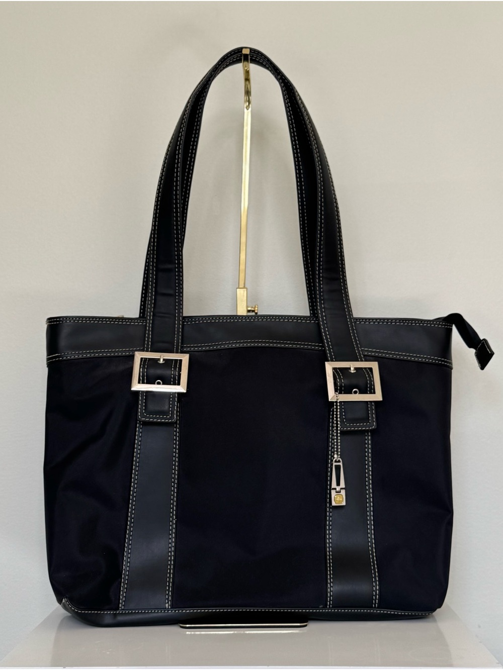 SwissGear Black Tote with Contrast White Stitching & small zipper pouch